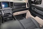 Thumbnail of 2021 Diamond Black Crystal Pearlcoat RAM 1500