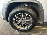 Thumbnail of 2018 Billet Silver Metallic Clearcoat Jeep Grand Cherokee