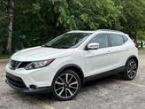 Thumbnail of 2017 White Nissan Rogue Sport