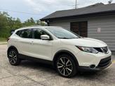 Thumbnail of 2017 White Nissan Rogue Sport