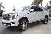 Thumbnail of 2025 Summit White GMC Yukon XL