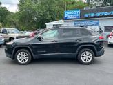 Thumbnail of 2016 Brilliant Black Crystal Pearl Coat Jeep Cherokee