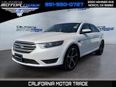 Photo of 2015 WHITE PLATINUM MET TRI-COAT Ford Taurus