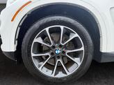 Thumbnail of 2018 Alpine White BMW X5