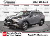 Photo of 2022 Magnetic Gray Metallic Toyota Highlander