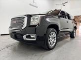 Thumbnail of 2017 Onyx Black GMC Yukon XL