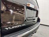 Thumbnail of 2017 Onyx Black GMC Yukon XL