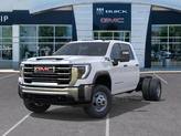 Thumbnail of 2025 Summit White GMC Sierra 3500