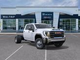 Thumbnail of 2025 Summit White GMC Sierra 3500