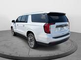 Thumbnail of 2023 White Frost Tricoat GMC Yukon XL