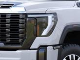 Thumbnail of 2026 Glacier White GMC Sierra 2500