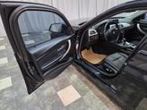 Thumbnail of 2017 Black BMW 320