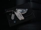 Thumbnail of 2022 Mineral White Metallic BMW X7