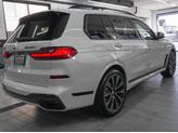 Thumbnail of 2022 Mineral White Metallic BMW X7