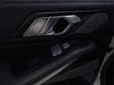 Thumbnail of 2022 Mineral White Metallic BMW X7