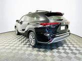Thumbnail of 2022 Midnight Black Metallic Toyota Highlander