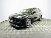 Thumbnail of 2022 Midnight Black Metallic Toyota Highlander