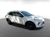 Thumbnail of 2024 Summit White Buick Envision