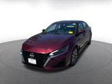 Thumbnail of 2024 Garnet Pearl Metallic Nissan Altima
