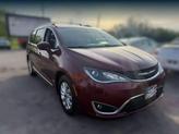 Thumbnail of 2018 Red Chrysler Pacifica