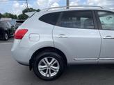 Thumbnail of 2015 Brilliant Silver Nissan Rogue Select
