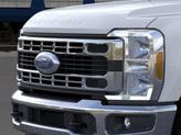 Thumbnail of 2025 Oxford White Ford F-250