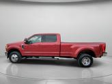 Thumbnail of 2017 Ruby Red Metallic Tinted Clearcoat Ford F-350