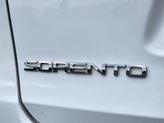 Thumbnail of 2016 Snow White Pearl Kia Sorento