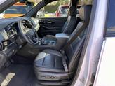 Thumbnail of 2022 Summit White Chevrolet Traverse
