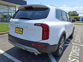 Thumbnail of 2022 Glacial White Pearl Kia Telluride