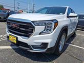 Thumbnail of 2022 Summit White GMC Terrain