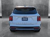 Thumbnail of 2022 Glacial White Pearl Kia Sorento