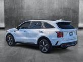 Thumbnail of 2022 Glacial White Pearl Kia Sorento