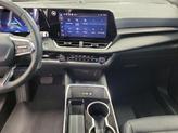 Thumbnail of 2025 Summit White Chevrolet Equinox