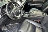 Thumbnail of 2015 Ooh La La Rouge Mica Toyota Highlander