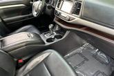 Thumbnail of 2015 Ooh La La Rouge Mica Toyota Highlander