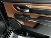 Thumbnail of 2022 Diamond Black Crystal Pearlcoat RAM 1500