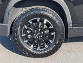 Thumbnail of 2025 Mosaic Black Metallic Chevrolet Traverse