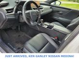Thumbnail of 2021 Eminent White Pearl Lexus ES 350