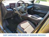Thumbnail of 2025 Canyon Bronze Metallic Nissan Kicks