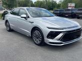 Thumbnail of 2025 Aero Silver Hyundai SONATA Hybrid
