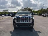 Thumbnail of 2024 Onyx Black GMC Sierra 2500