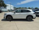 Thumbnail of 2026 Platinum White Pearl Honda HR-V
