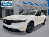 Photo of 2025 Platinum White Pearl Honda Accord