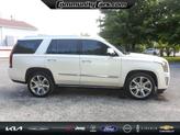 Thumbnail of 2015 White Diamond Tricoat Cadillac Escalade