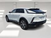 Thumbnail of 2025 Crystal White Tri-Coat Cadillac LYRIQ