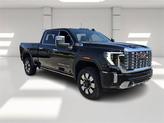 Thumbnail of 2025 Onyx Black GMC Sierra 2500