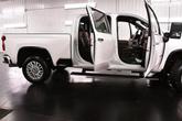 Thumbnail of 2022 Iridescent Pearl Tricoat Chevrolet Silverado 3500
