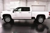 Thumbnail of 2022 Iridescent Pearl Tricoat Chevrolet Silverado 3500