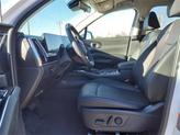 Thumbnail of 2025 Glacial White Pearl Kia Sorento